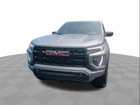 New 2025 GMC Canyon Elevation w/ Convenience Package image 3