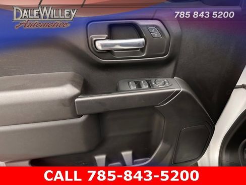 Used 2021 Chevrolet Silverado 1500 Custom Trail Boss image 9