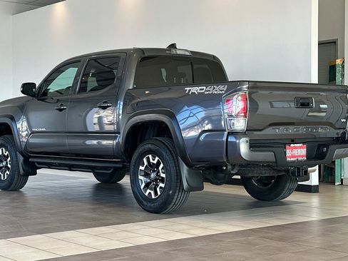 Certified 2020 Toyota Tacoma TRD Off-Road image 6