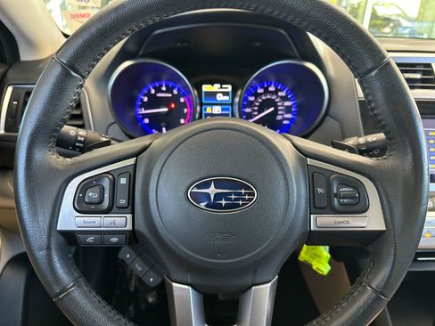 Used 2017 Subaru Outback 2.5i Premium AWD/4WD image 21