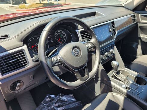 Used 2018 Volkswagen Atlas SE FWD image 12
