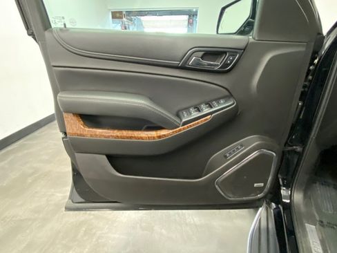 Used 2018 Chevrolet Tahoe Premier AWD/4WD image 43
