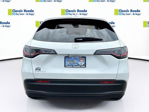Certified 2026 Honda HR-V LX image 7