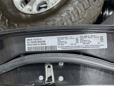 Used 2024 RAM 2500 Laramie image 35