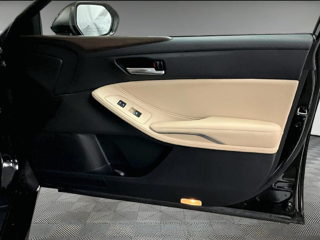 Used 2021 Toyota Avalon XLE AWD/4WD image 12