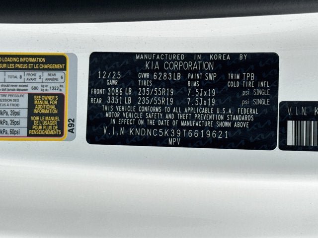 Certified 2026 Kia Carnival EX FWD image 32