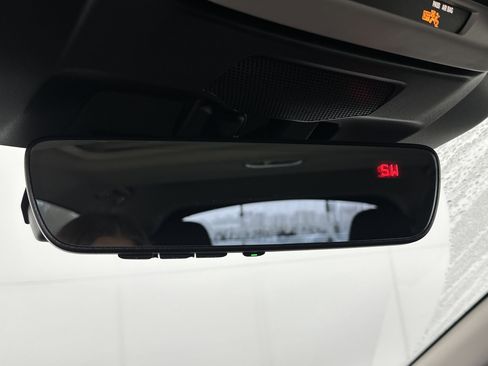 Used 2024 Subaru Crosstrek 2.0i Premium image 28