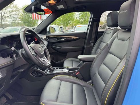 Used 2024 Chevrolet TrailBlazer ACTIV w/ Convenience Package AWD/4WD image 16