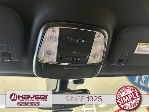 Used 2021 Jeep Grand Cherokee Freedom Edition AWD/4WD image 33