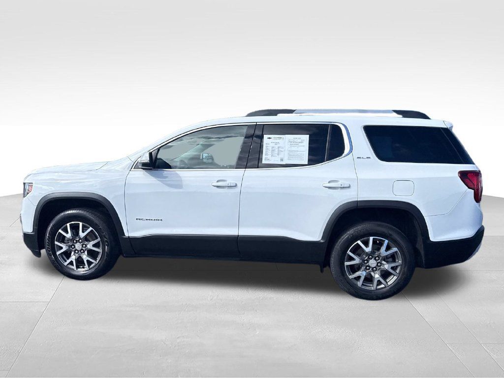 Used 2022 GMC Acadia SLE w/ Driver Convenience Package FWD image 2