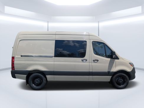 New 2026 Mercedes-Benz Sprinter 2500 image 2