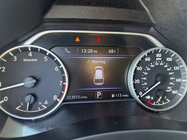 Used 2019 Nissan Murano SV AWD/4WD image 13
