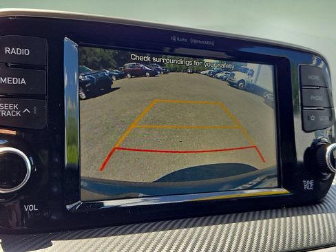 Used 2020 Hyundai Tucson Value FWD image 16