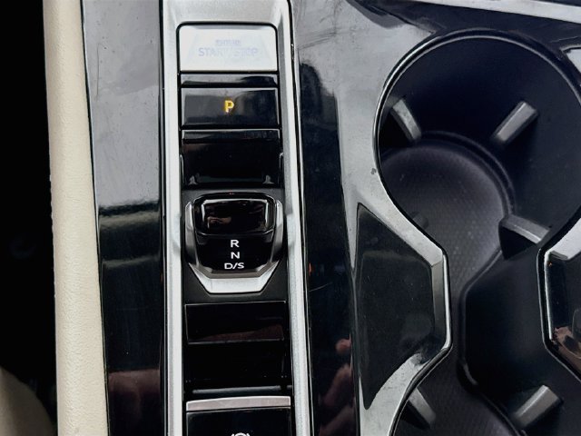 Used 2026 Volkswagen Atlas SE FWD image 19