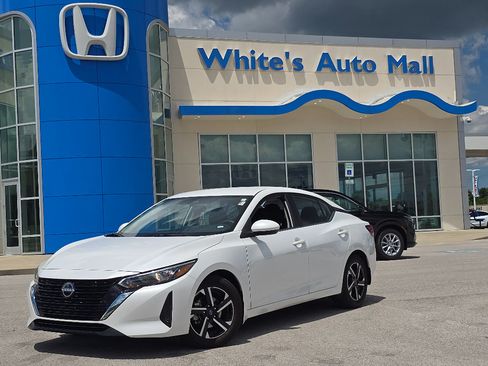 Used 2024 Nissan Sentra SV FWD image 32