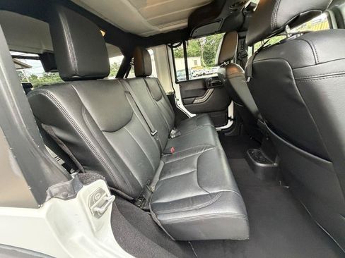 Used 2016 Jeep Wrangler Unlimited Sport w/ Quick Order Package 24S AWD/4WD image 18
