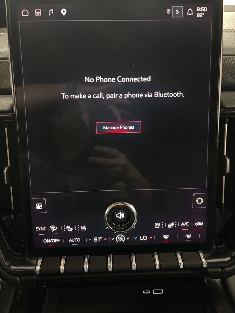 Used 2026 GMC Yukon XL AT4 w/ AT4 Premium Package AWD/4WD image 28