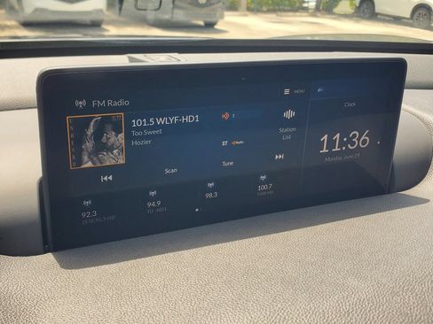 Used 2023 Acura TLX FWD image 28
