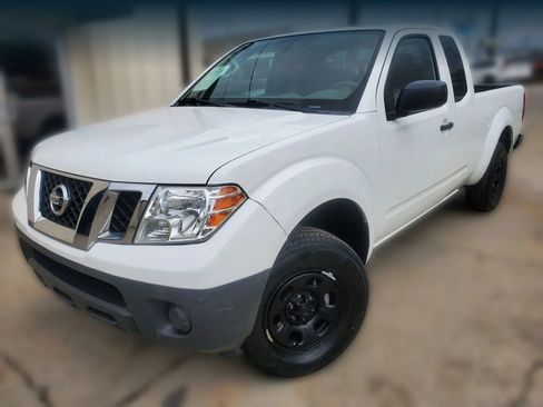 Used 2019 Nissan Frontier S RWD image 5