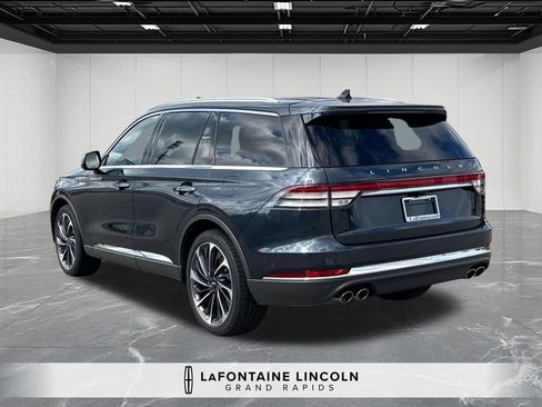 Certified 2024 Lincoln Aviator Reserve w/ Equipment Group 201A AWD/4WD image 3