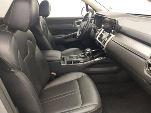 Used 2022 Kia Sorento SX AWD/4WD image 21