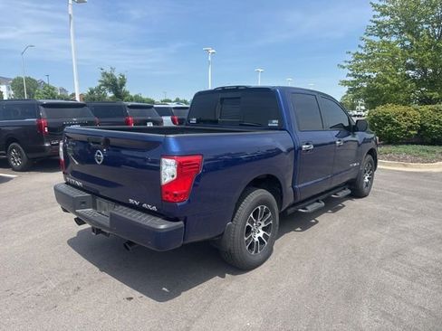 Used 2021 Nissan Titan SV w/ SV Convenience Package AWD/4WD image 7