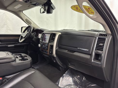 Used 2018 RAM 1500 Laramie w/ Convenience Group image 30