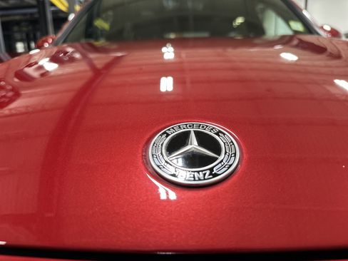 Certified 2023 Mercedes-Benz GLB 250 4MATIC image 9