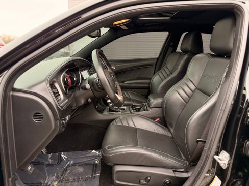Used 2022 Dodge Charger SRT Hellcat image 17