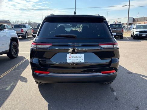 New 2026 Jeep Grand Cherokee Altitude AWD/4WD image 4