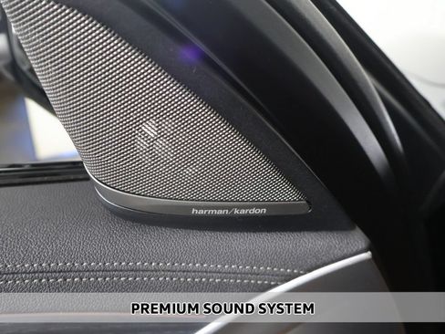 Used 2023 BMW M550i xDrive w/ Executive Package AWD/4WD image 5