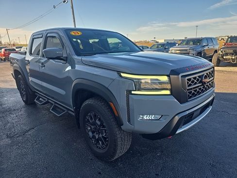 Used 2023 Nissan Frontier PRO-4X w/ Pro-4X Premium Package image 9