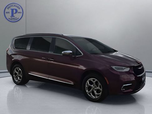 Used 2021 Chrysler Pacifica Limited w/ Premium & Safety Sphere Group AWD/4WD image 1