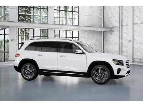 New 2026 Mercedes-Benz GLB 250 4MATIC image 14