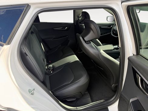 New 2025 Kia EV6 Wind image 18