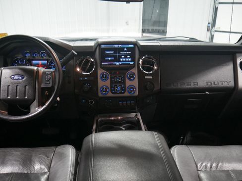 Used 2016 Ford F350 Lariat w/ Lariat Ultimate Package image 19