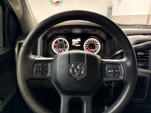 Used 2017 RAM 2500 Tradesman w/ Chrome Appearance Group image 28