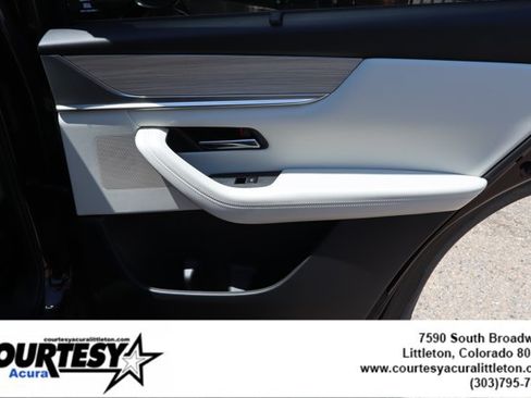Used 2024 MAZDA CX-90 Plug-In Hybrid w/ Premium Plus AWD/4WD image 33