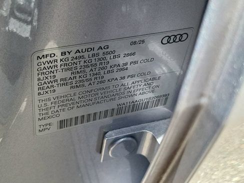 Certified 2025 Audi Q5 Premium w/ Convenience Package AWD/4WD image 29