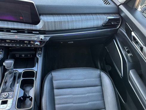 Used 2023 Kia Telluride SX Prestige image 32