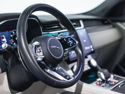 Used 2021 Jaguar F-PACE SVR AWD/4WD image 31