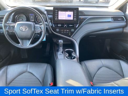 Used 2023 Toyota Camry SE image 6