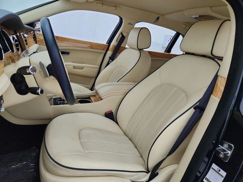 Used 2012 Bentley Mulsanne RWD image 10