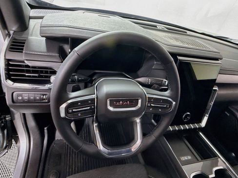 New 2027 GMC Acadia Elevation w/ LPO, Floor Liner Package AWD/4WD image 5