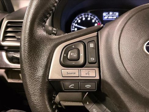 Used 2018 Subaru Forester 2.5i Limited AWD/4WD image 18