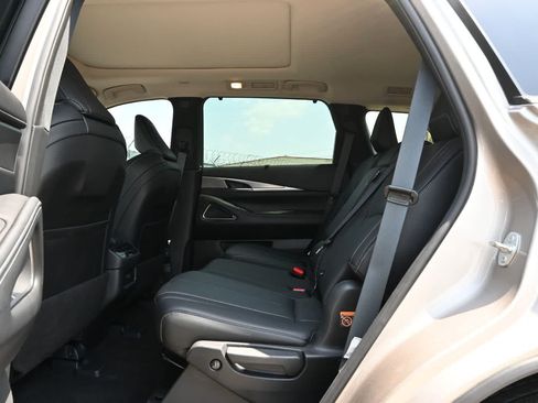 Certified 2025 INFINITI QX60 Luxe AWD/4WD image 19
