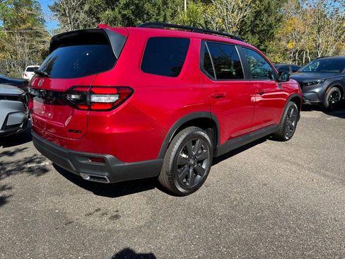 New 2025 Honda Pilot Sport image 6