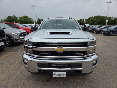 Used 2019 Chevrolet Silverado 2500 LTZ w/ Duramax Plus Package AWD/4WD image 11