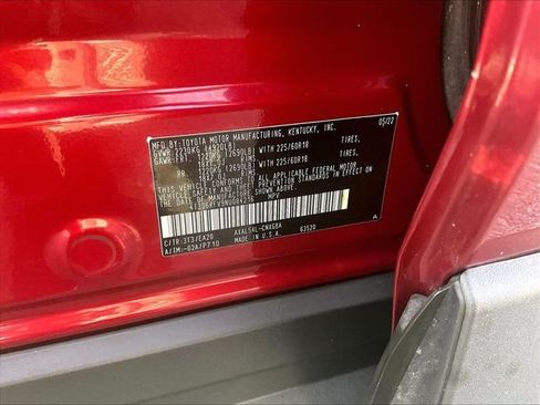 Used 2022 Toyota RAV4 Limited AWD/4WD image 34