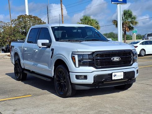 Used 2025 Ford F150 Lariat w/ Equipment Group 501A Mid AWD/4WD image 7